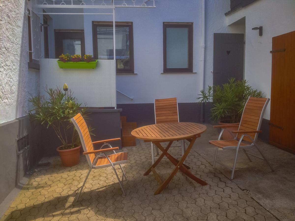 Ferienwohnungen Haus Am Wuerzlaysteig Lehmen Eksteriør billede