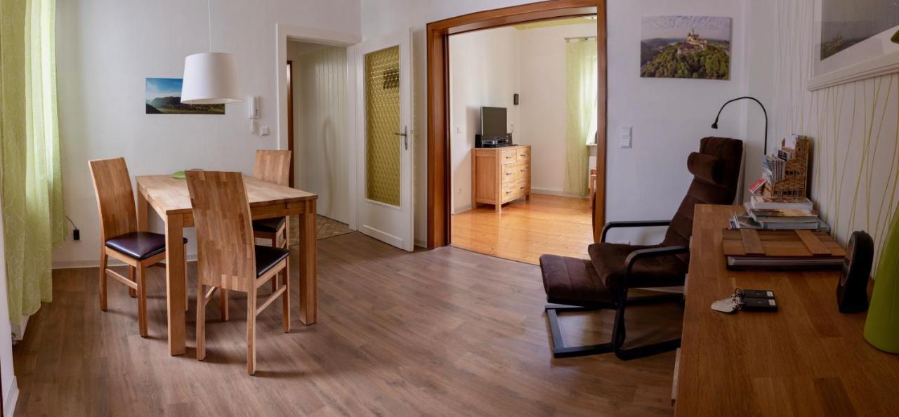 Ferienwohnungen Haus Am Wuerzlaysteig Lehmen Eksteriør billede
